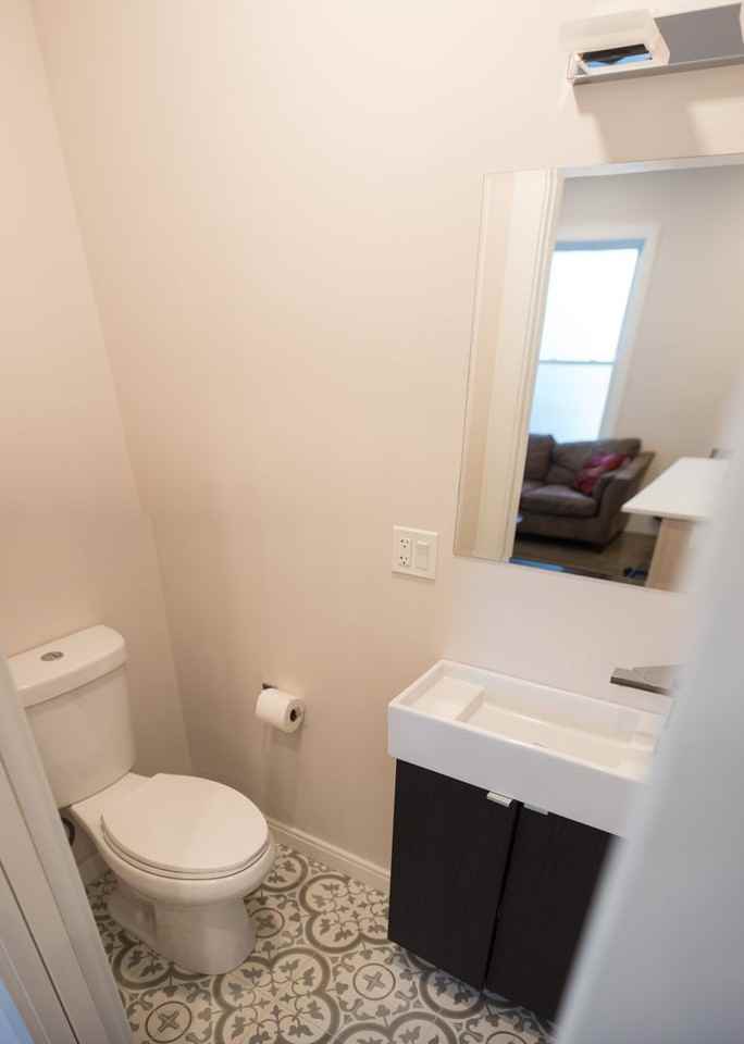 14 Sumner St - Photo 2 of 22