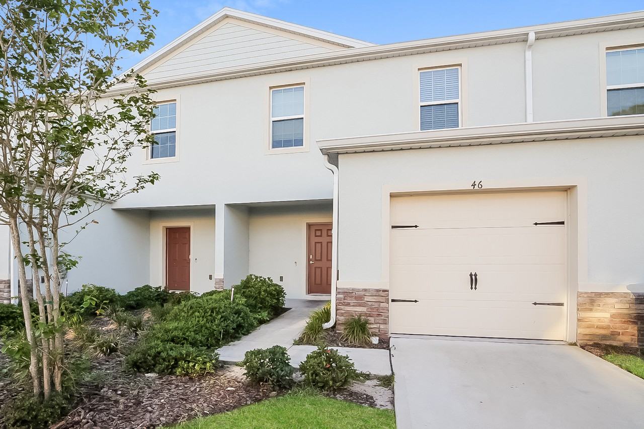 46 Center Grande Rd - Photo 2 of 50