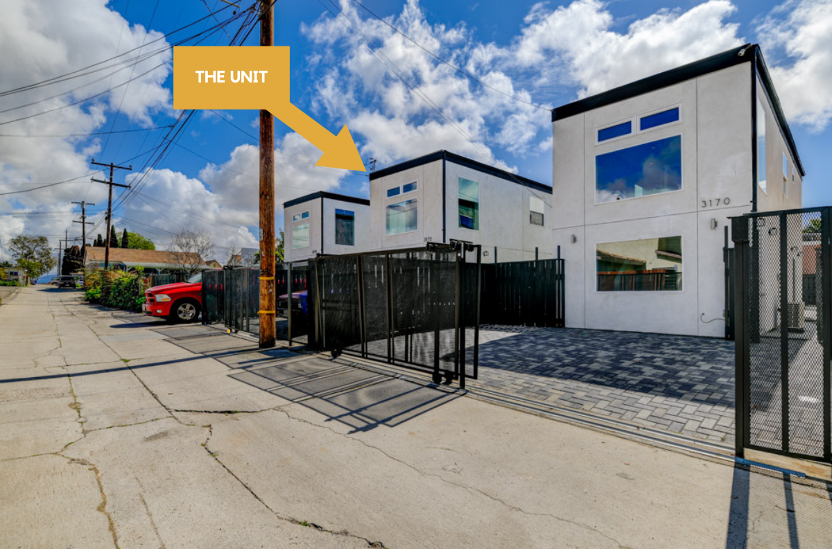 3172 Franklin Avenue - Photo 2 of 43