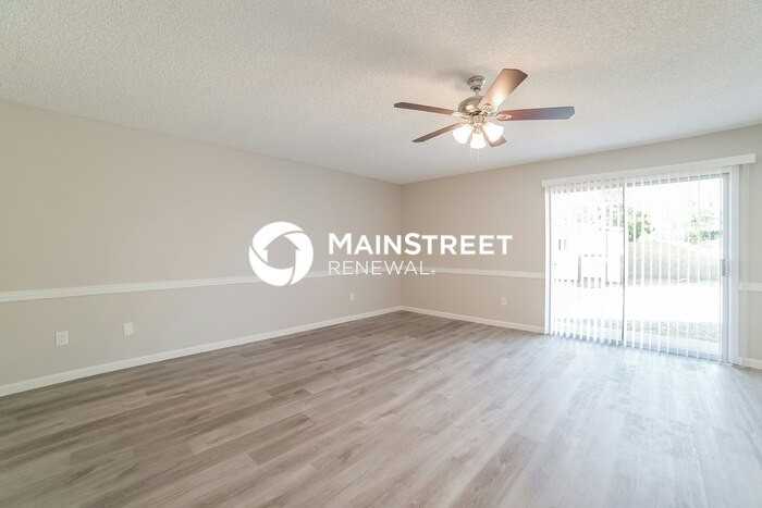 5720 W Purdue Ave - Photo 3 of 16