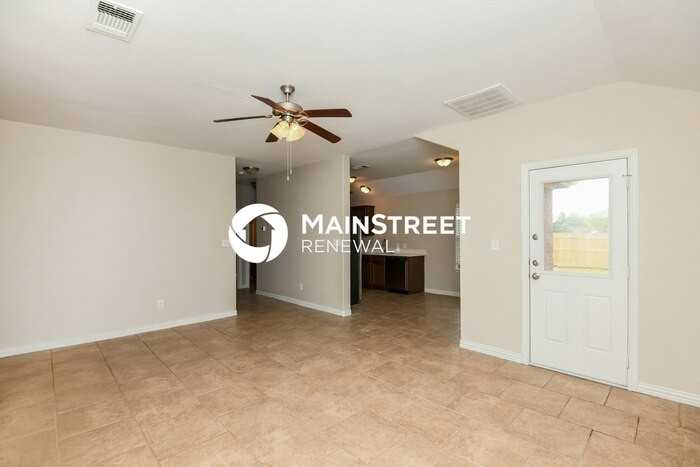 3453 Heatherbend St - Photo 3 of 16