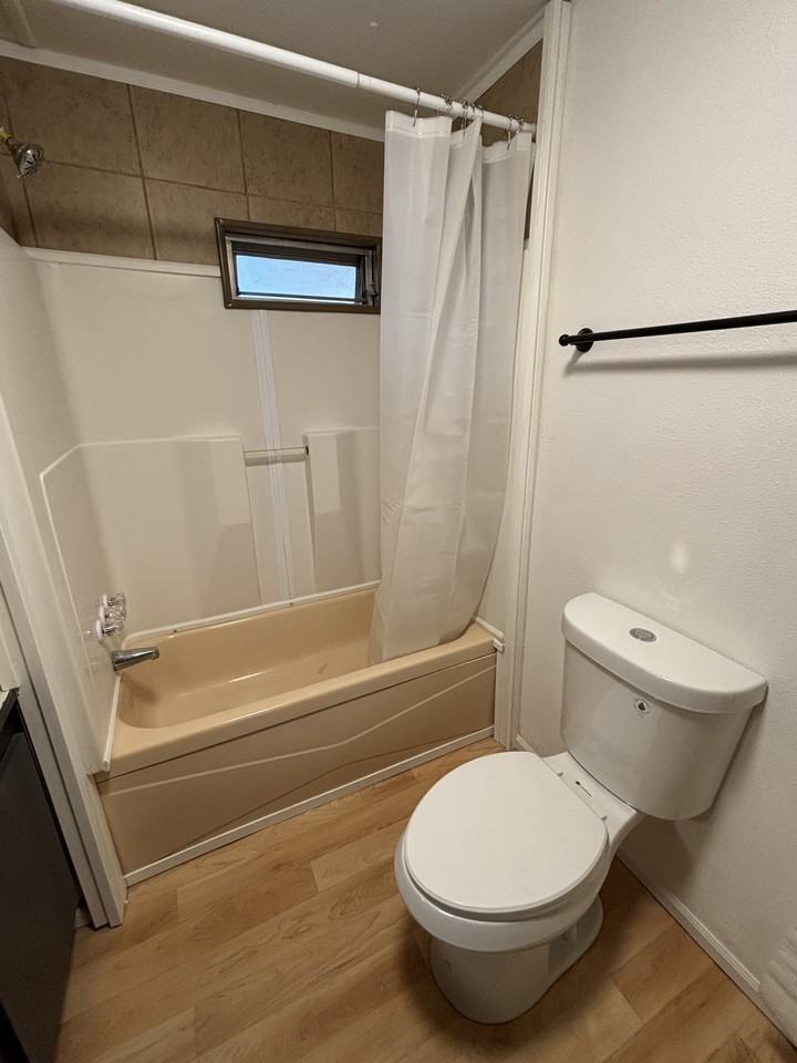 3764 Rogue River Hwy #9 - Photo 5 of 6