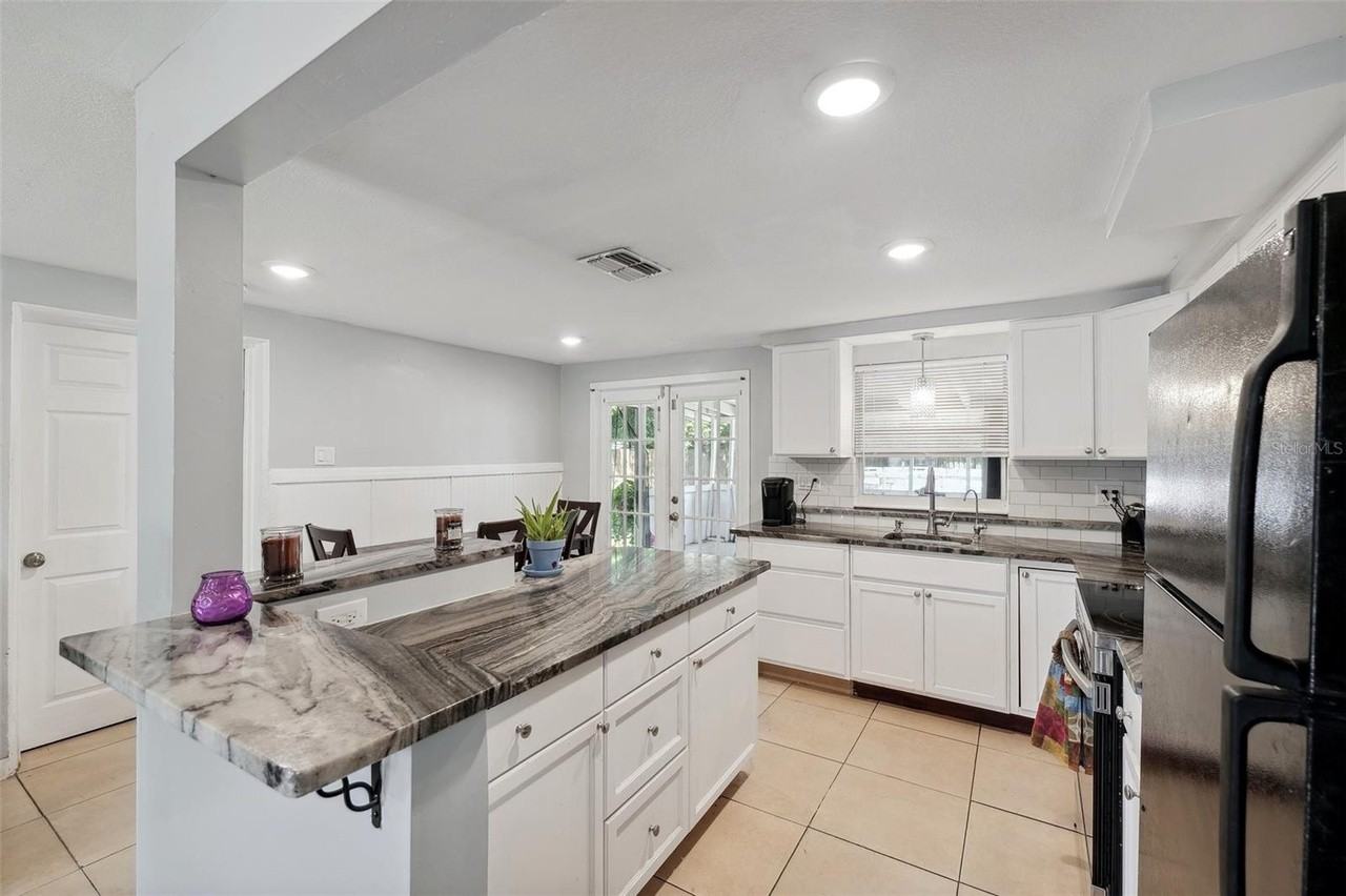 4624 Belfast Dr #NA - Photo 4 of 10