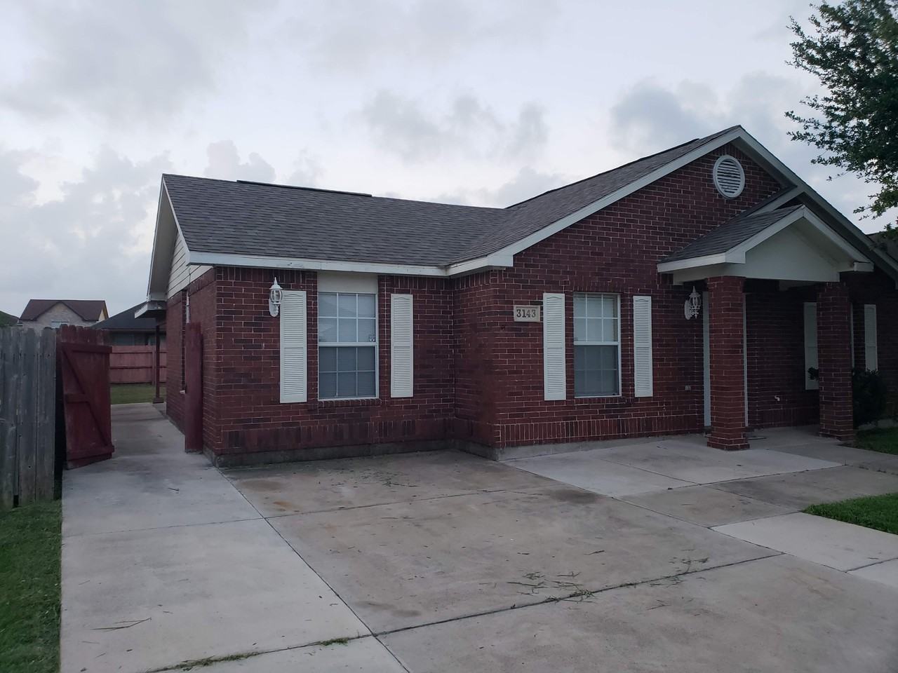 3143 Aberdeen Dr #NA - Photo 4 of 21