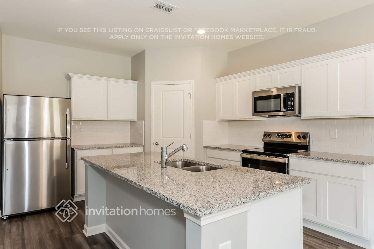 121 N Chesapeake Bay Dr - Photo 6 of 18