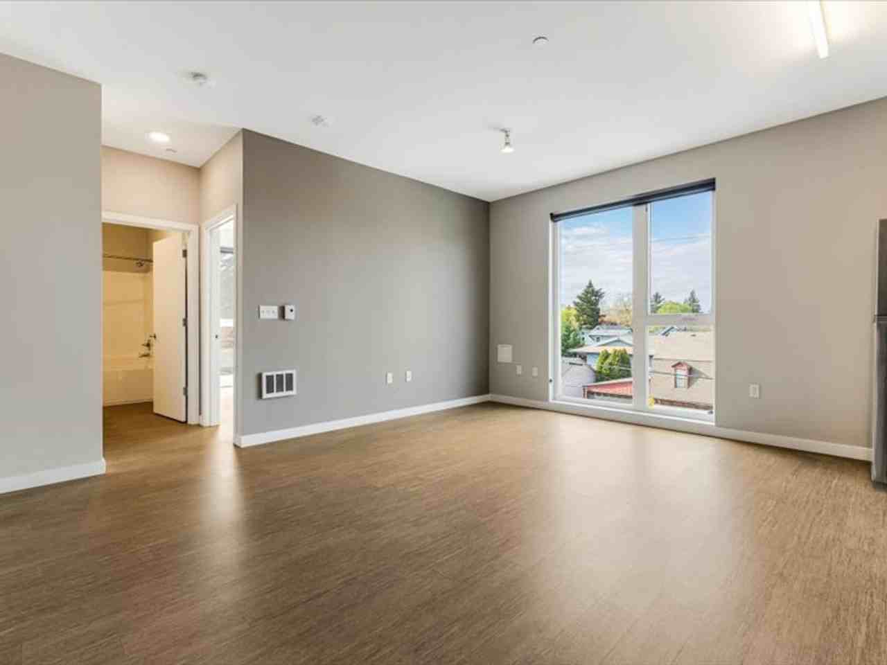 Nehalem 13 - Photo 5 of 33