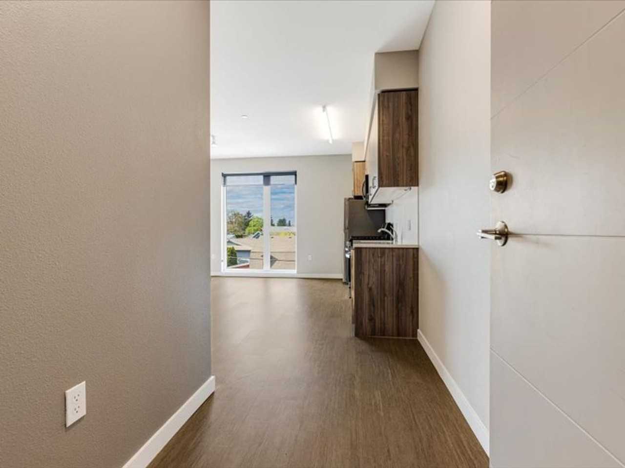 Nehalem 13 - Photo 6 of 33