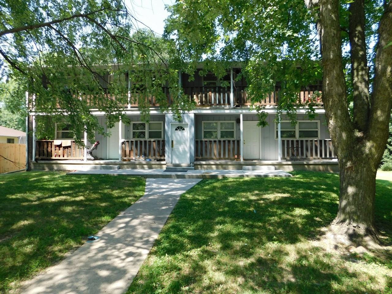 625 Forest - Photo 3 of 11