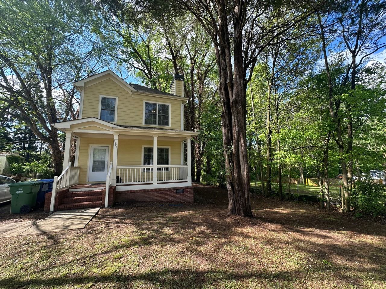 2506 Godfrey Drive Northwest - Photo 3 of 29