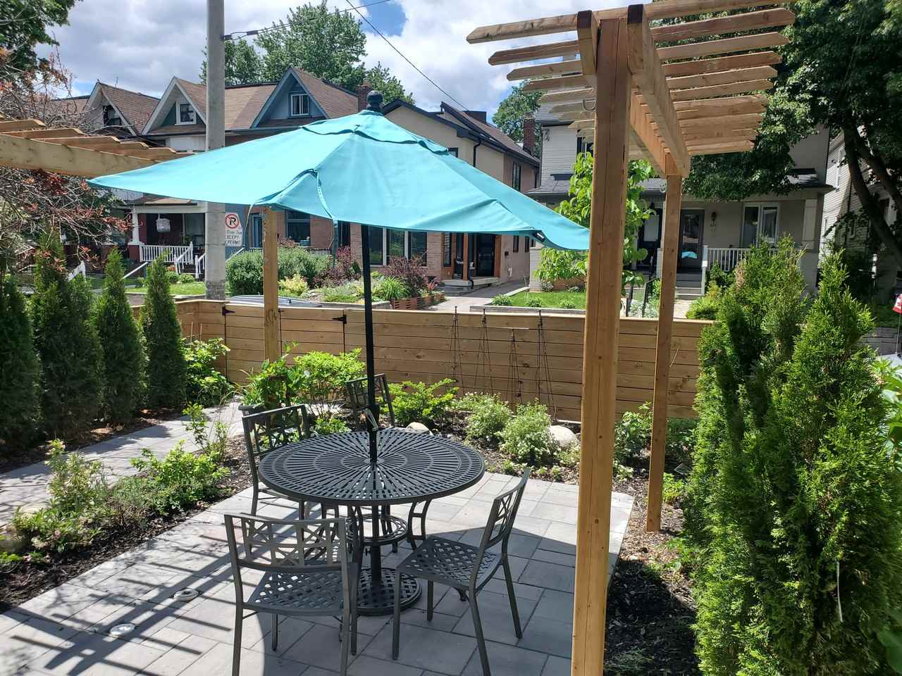 Danforth Ave & Carlaw Ave