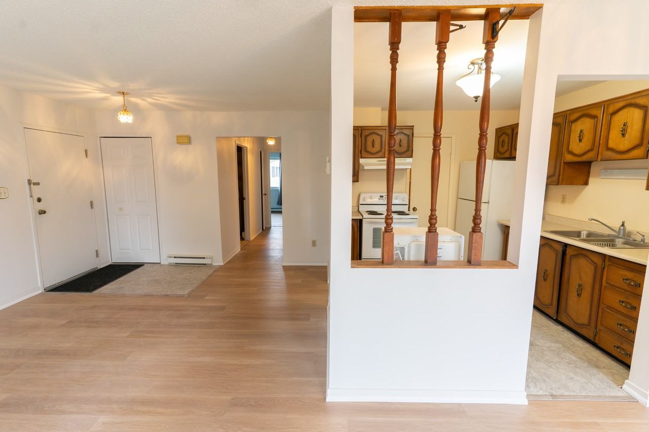 2701 Townhouses #46 - Photo 4 of 12
