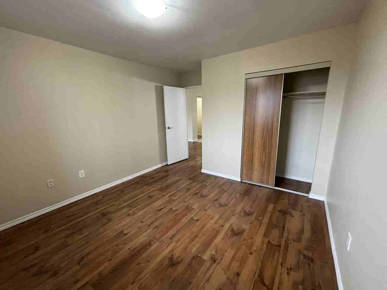 225 408-225 Old Carraige Drive #408 - Photo 2 of 18