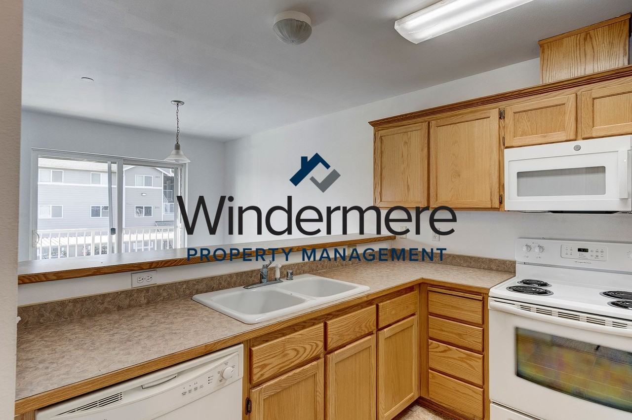 1670 Sw Mulberry Pl #B301 - Photo 2 of 18