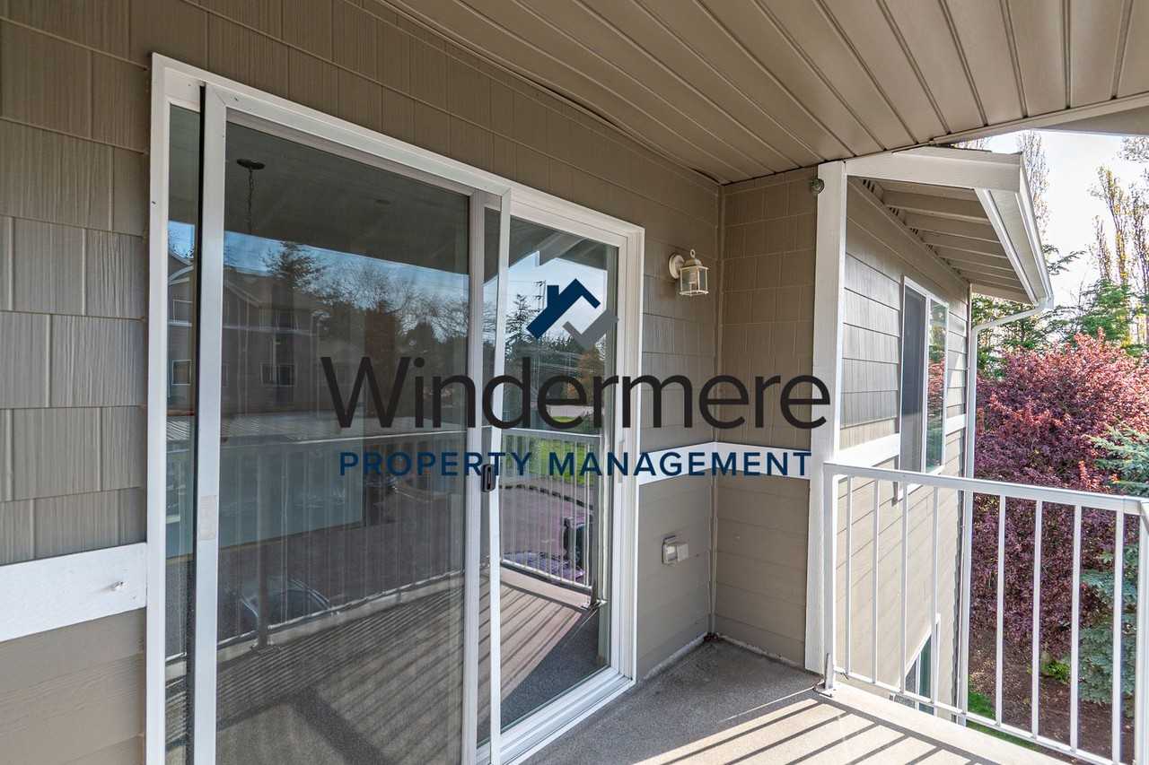 1670 Sw Mulberry Pl #B301 - Photo 4 of 18