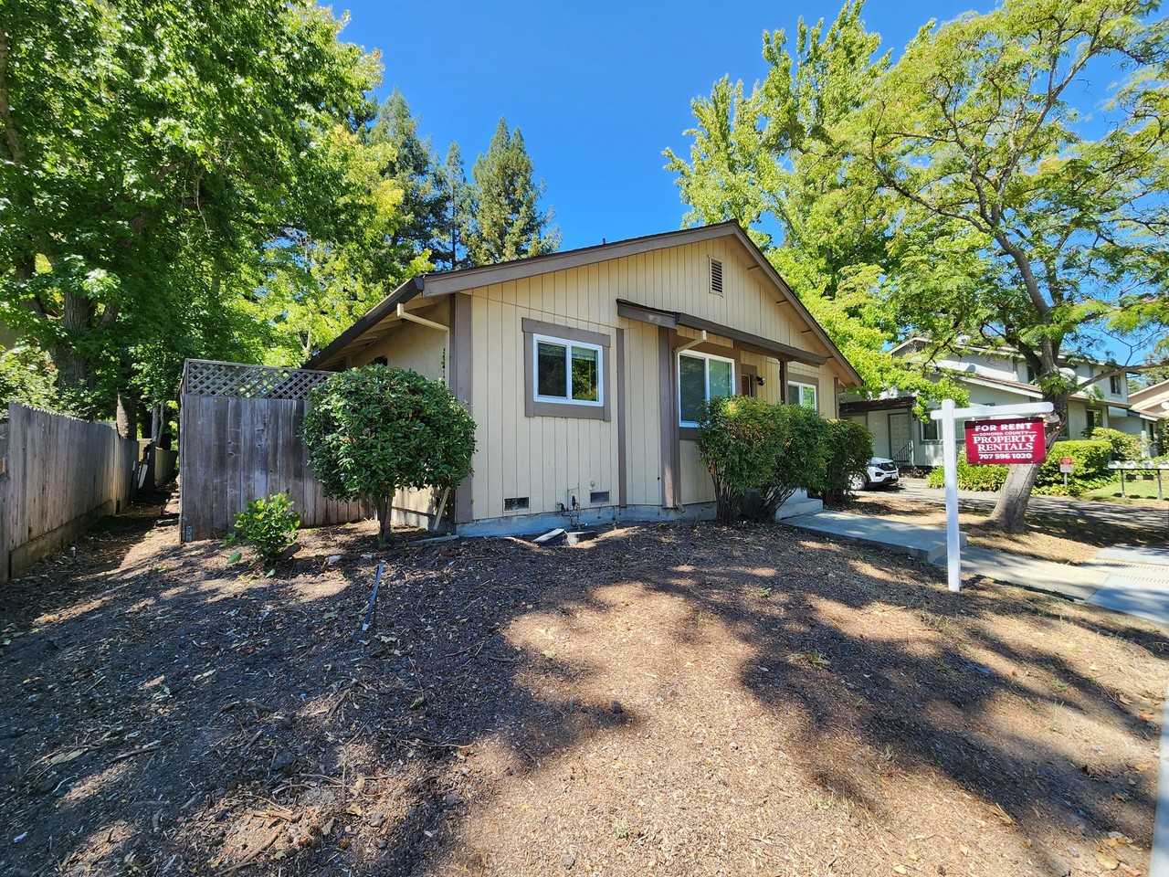 1101 Mission Blvd. - Photo 2 of 14