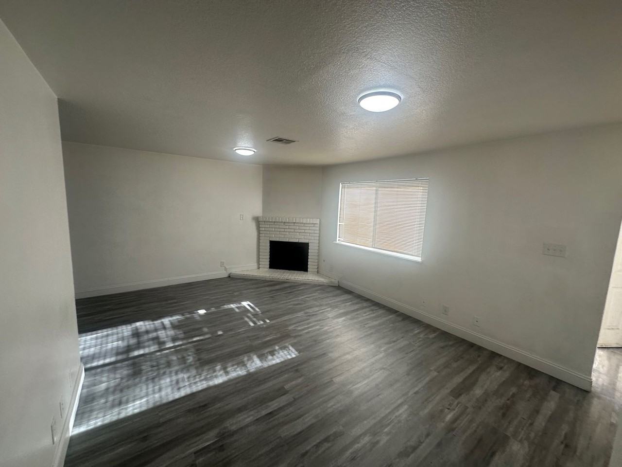 6945 Mendon Ln - Photo 2 of 10