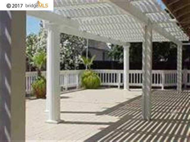 4400 Driftwood Ct - Photo 2 of 3