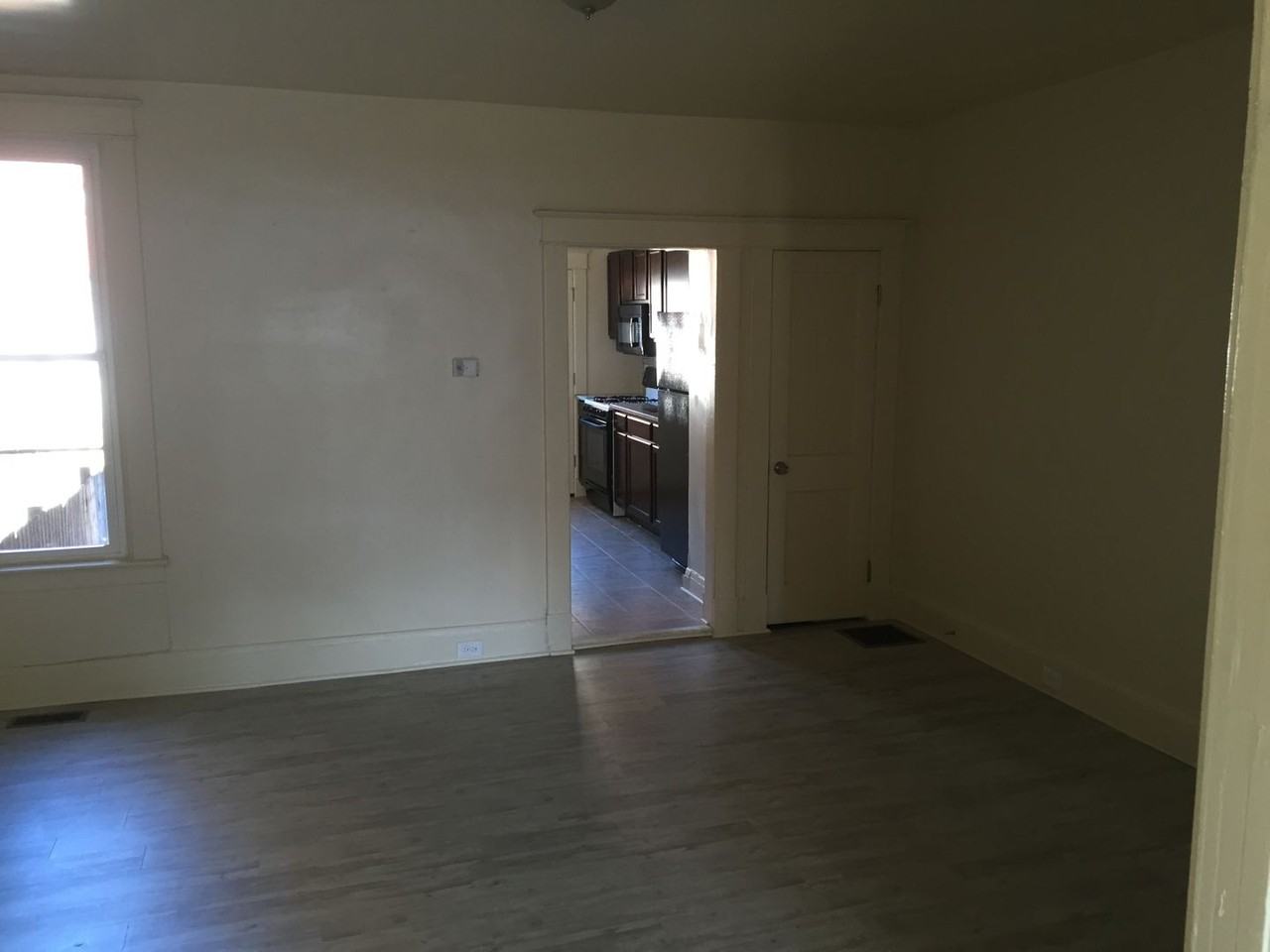 3322 Brighton St - Photo 3 of 9