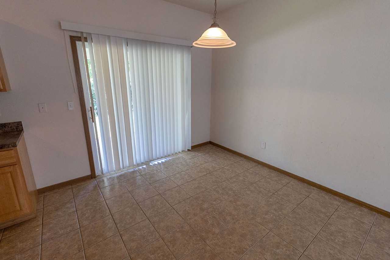 1619 Citadel Dr - Photo 7 of 27