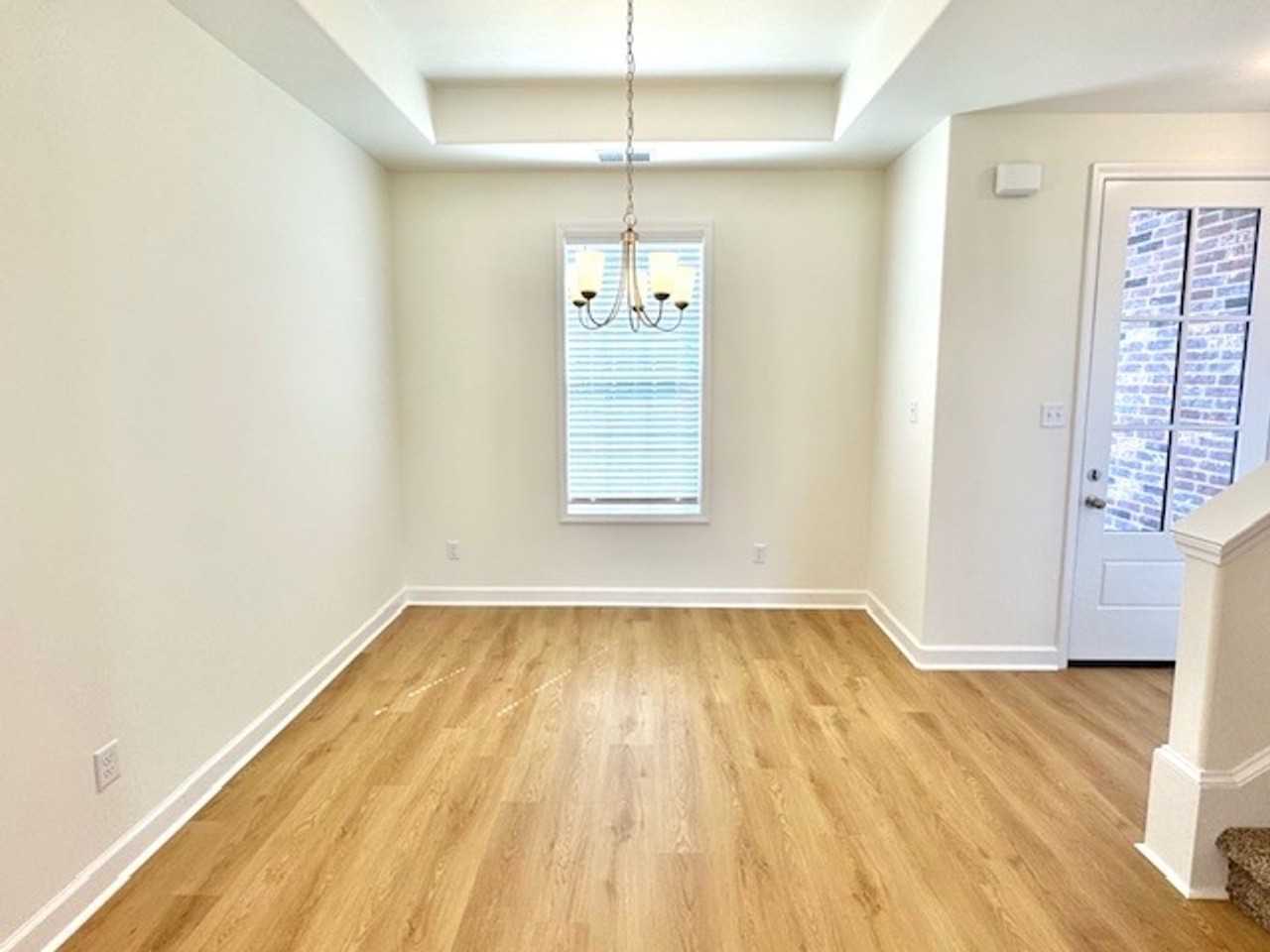 85 Primrose Ln - Photo 3 of 11