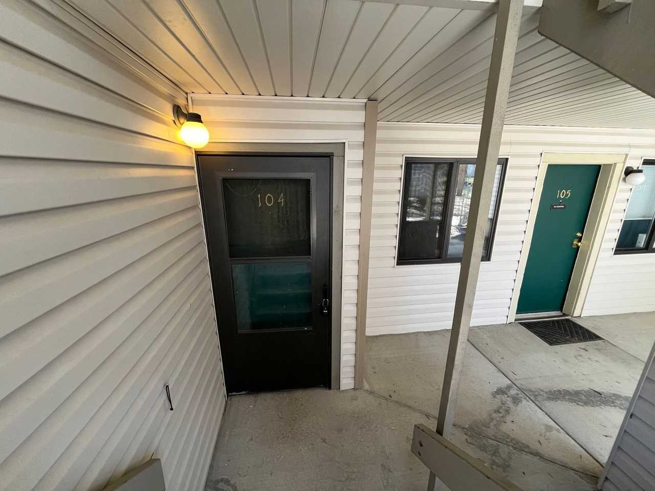 1705 Heatheridge Rd #M104 - Photo 3 of 12