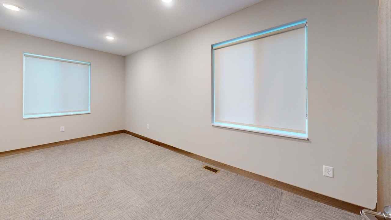 1215 8th St SE (Triplex) - Photo 5 of 25