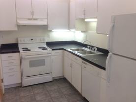 325 W Broad St - Photo 1 of 1