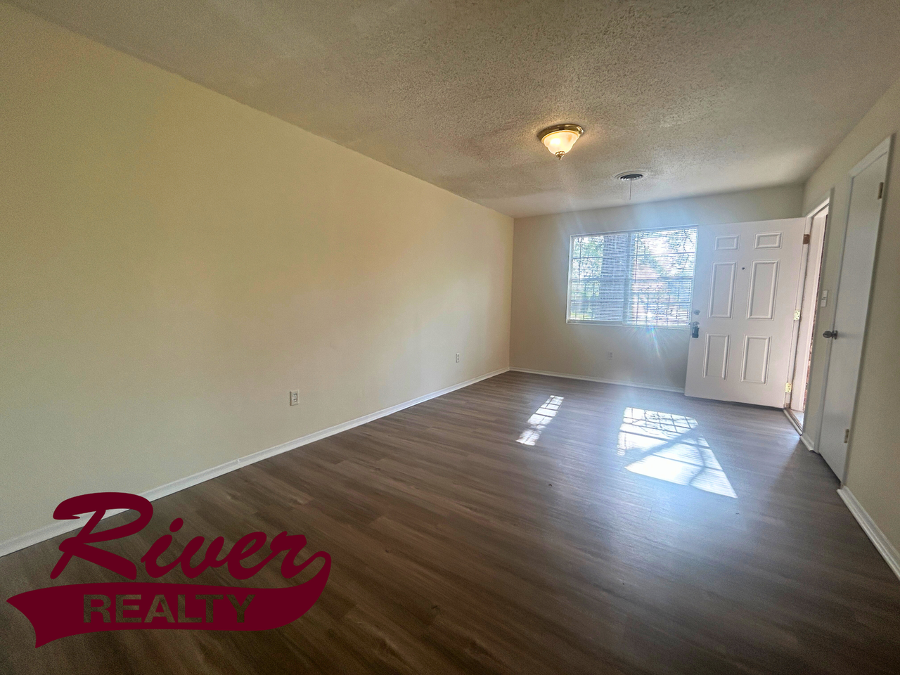 3701 Cairo Ct - Photo 3 of 14