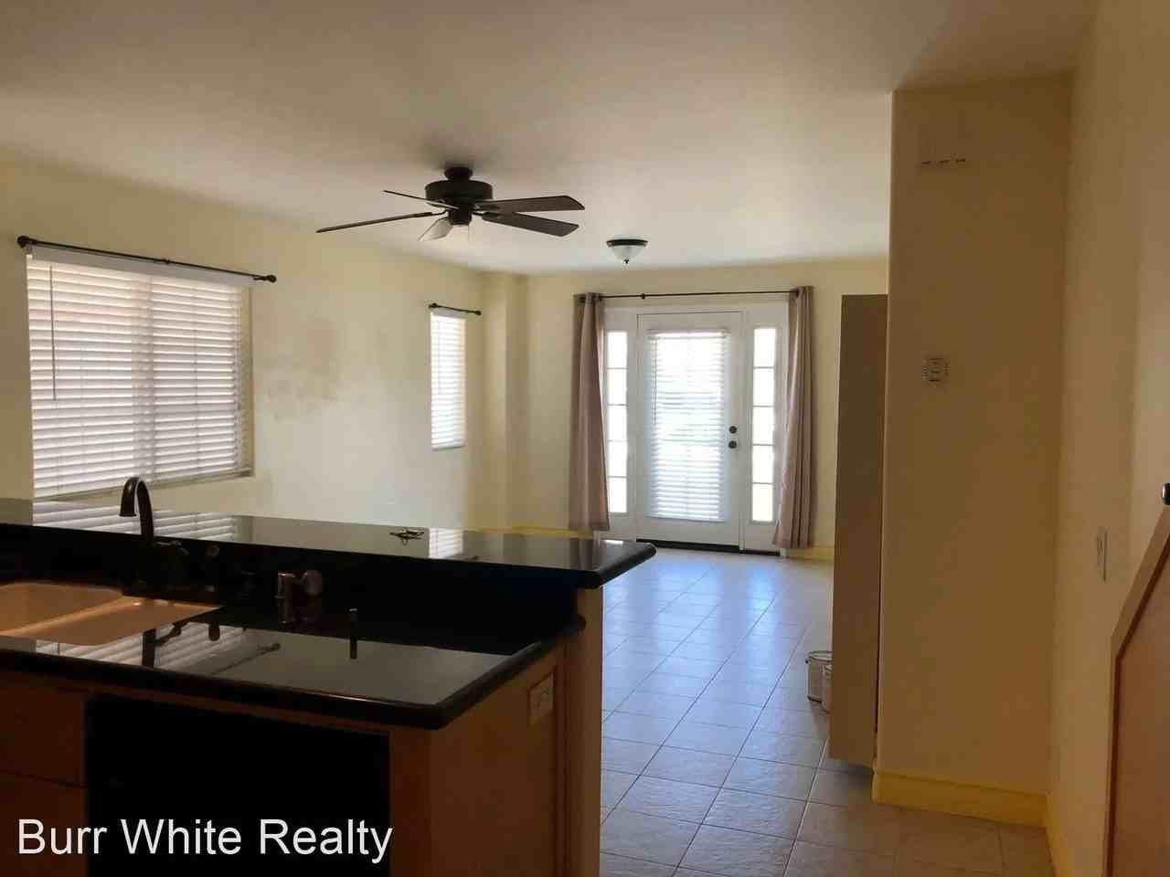 117 30th St - Photo 2 of 6