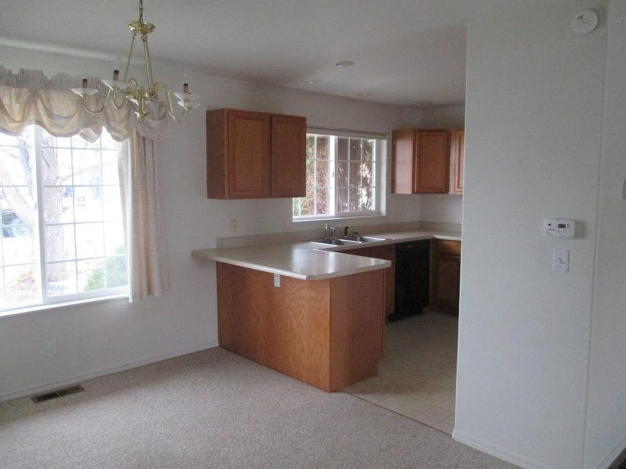 141 Greenbriar Dr - Photo 6 of 18