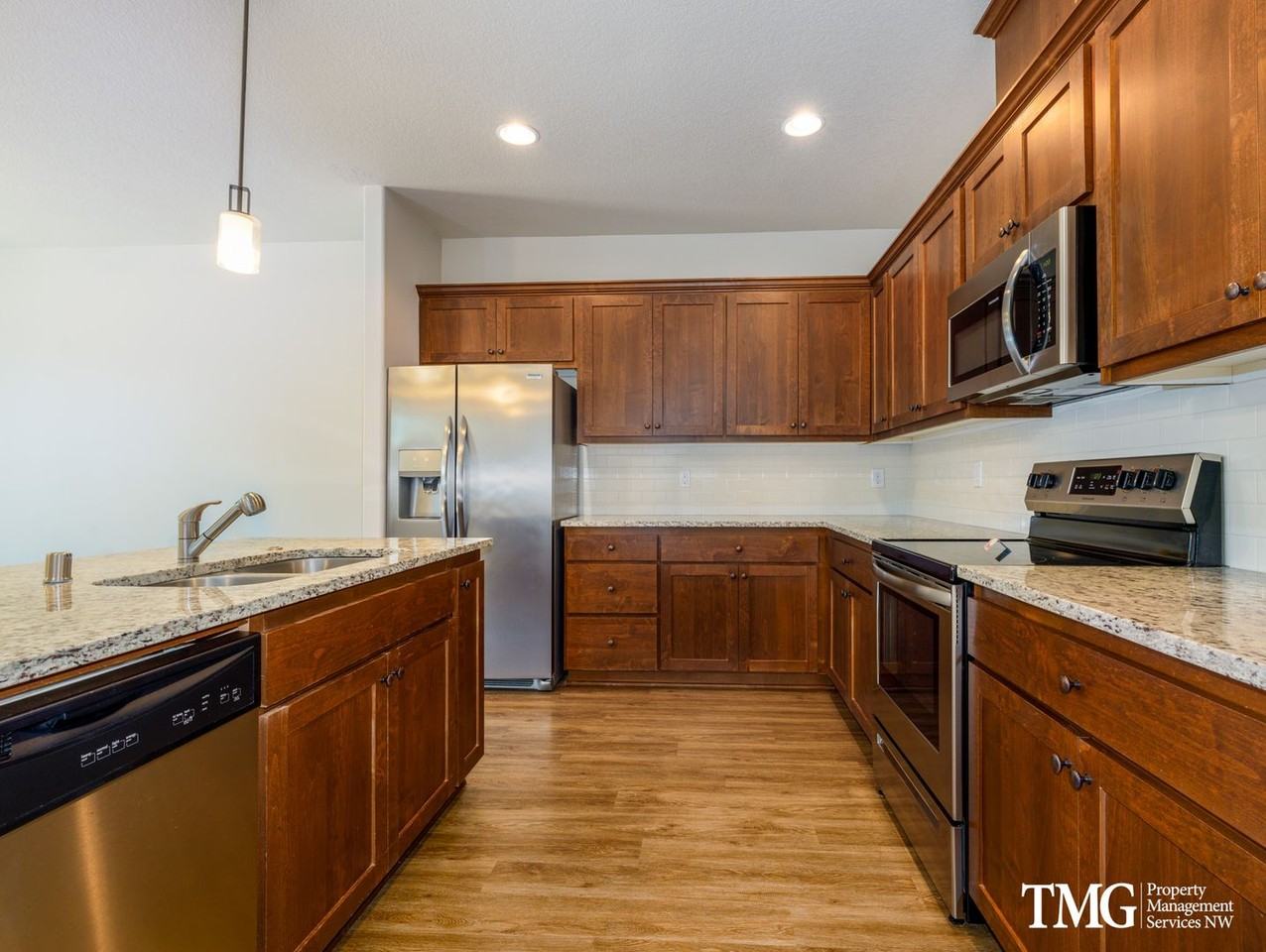 11308 Ne 14th Ct - Photo 2 of 17