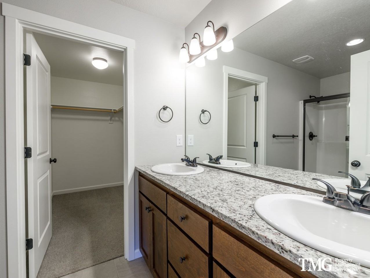 11308 Ne 14th Ct - Photo 3 of 17