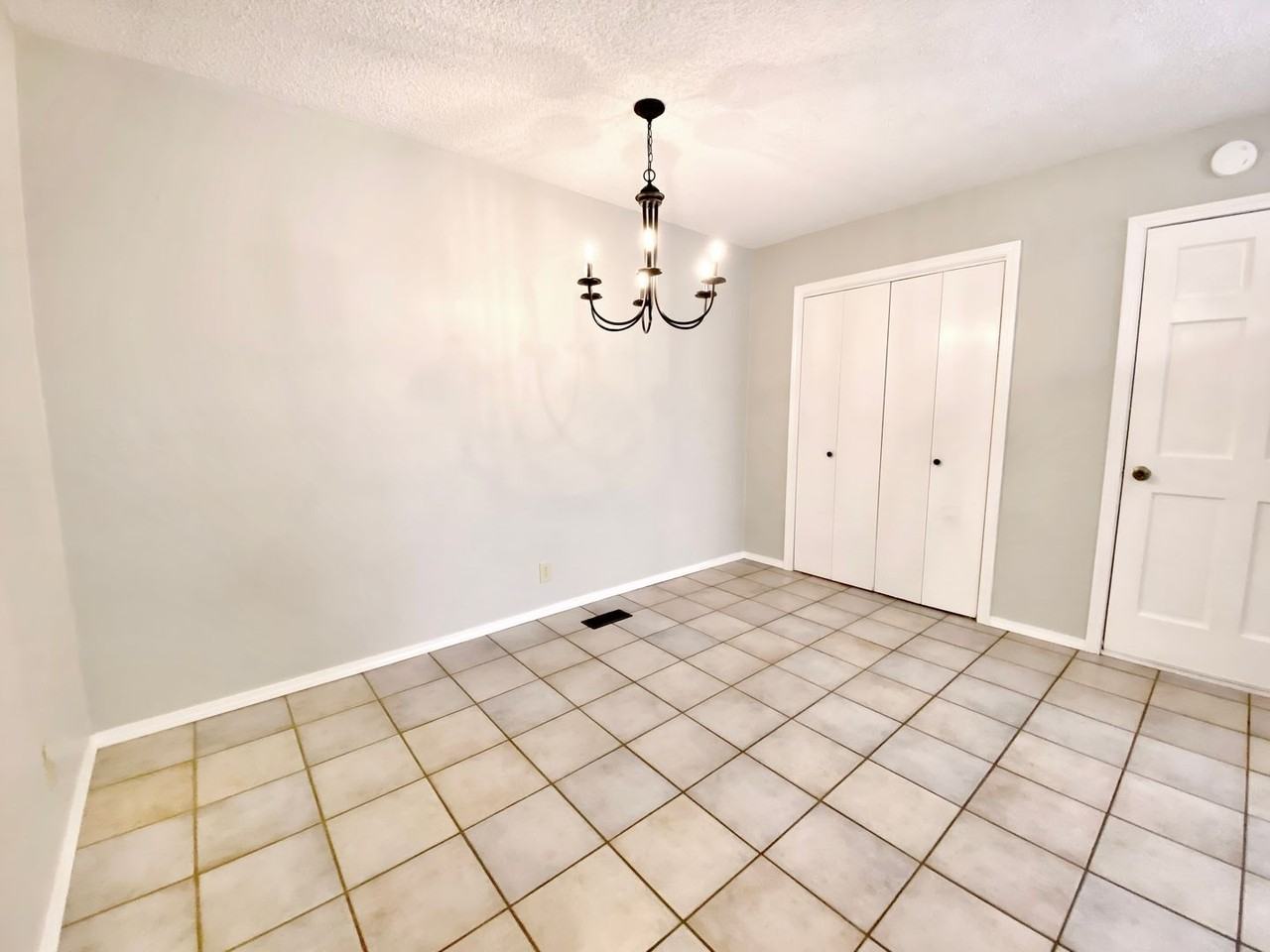 6367 S 29th West Pl - Photo 5 of 26