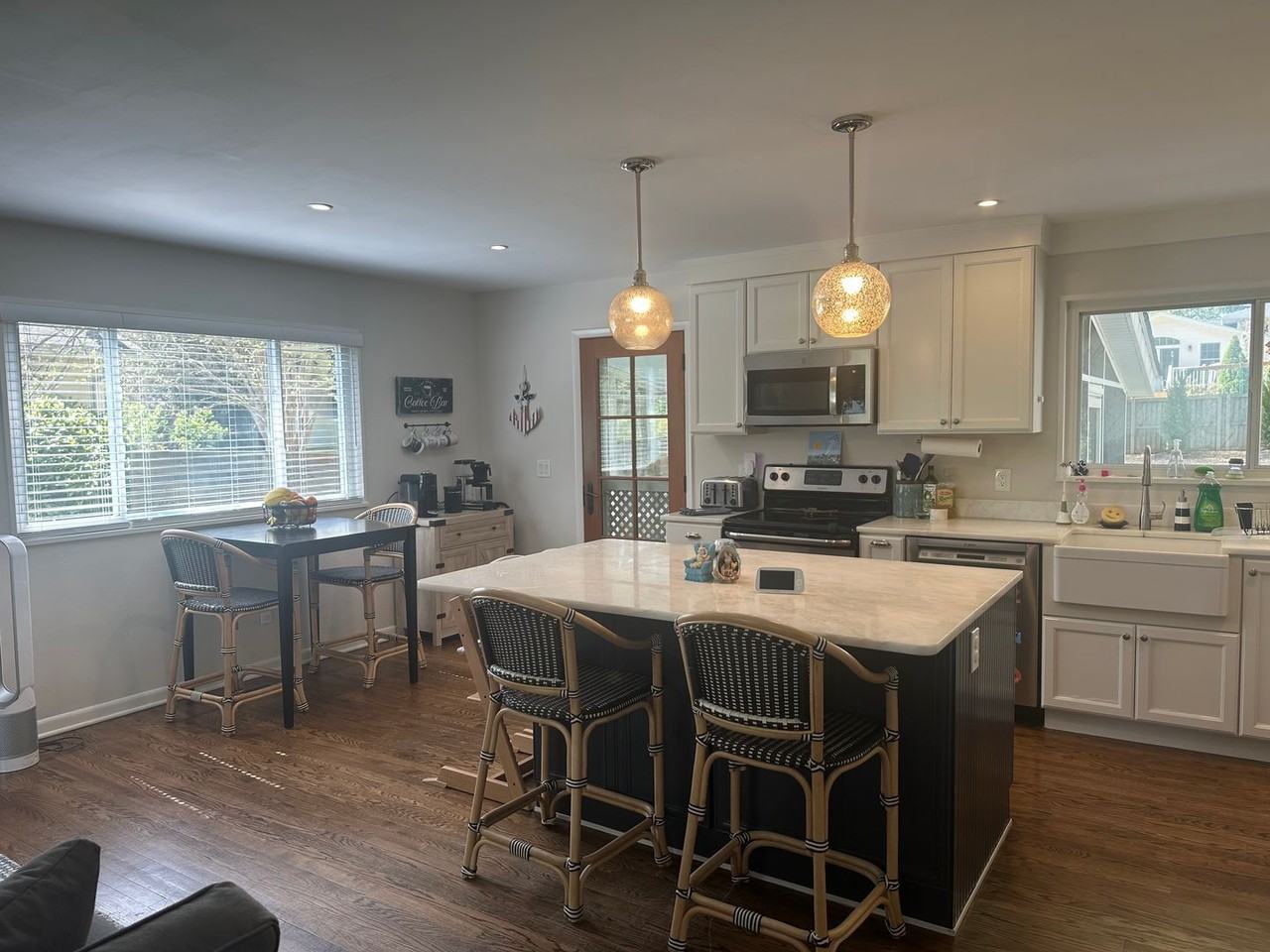 10 Goodrich Rd - Photo 4 of 22