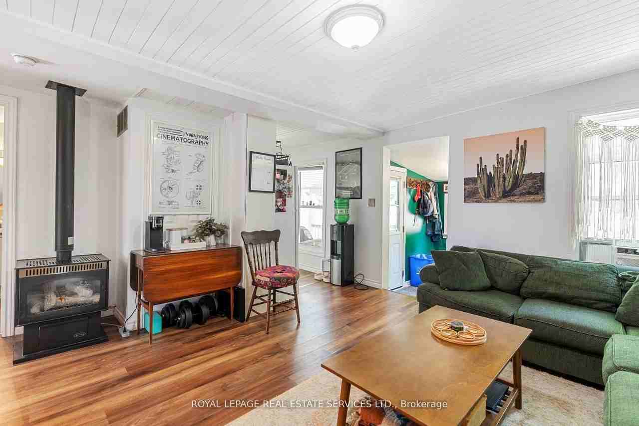 21 Church Street West - Photo 2 of 7