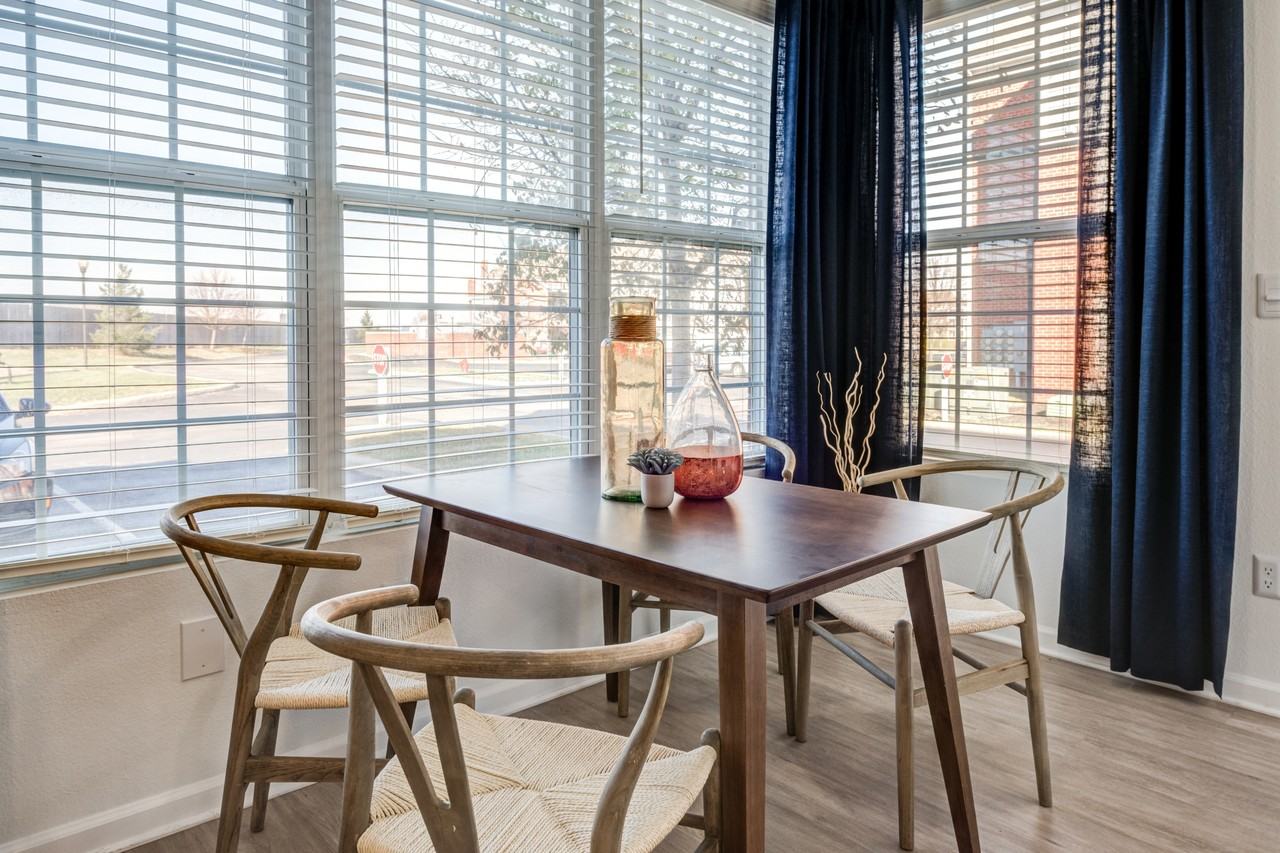 Bayview Club Apartments - Photo 6 of 50