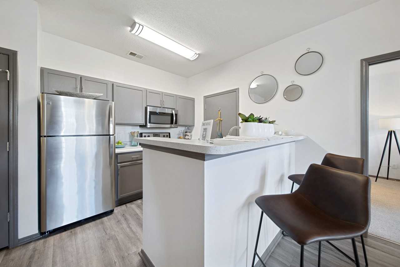 Brunswick Point Apartments - Photo 7 of 36