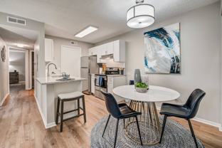 Collier Park Apartments - Photo 1 of 1