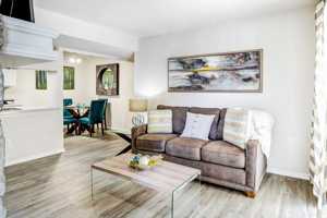 featured image of 200 W 15th St