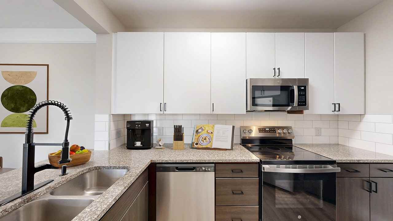 Creekstone at RTP Apartments - Photo 6 of 50