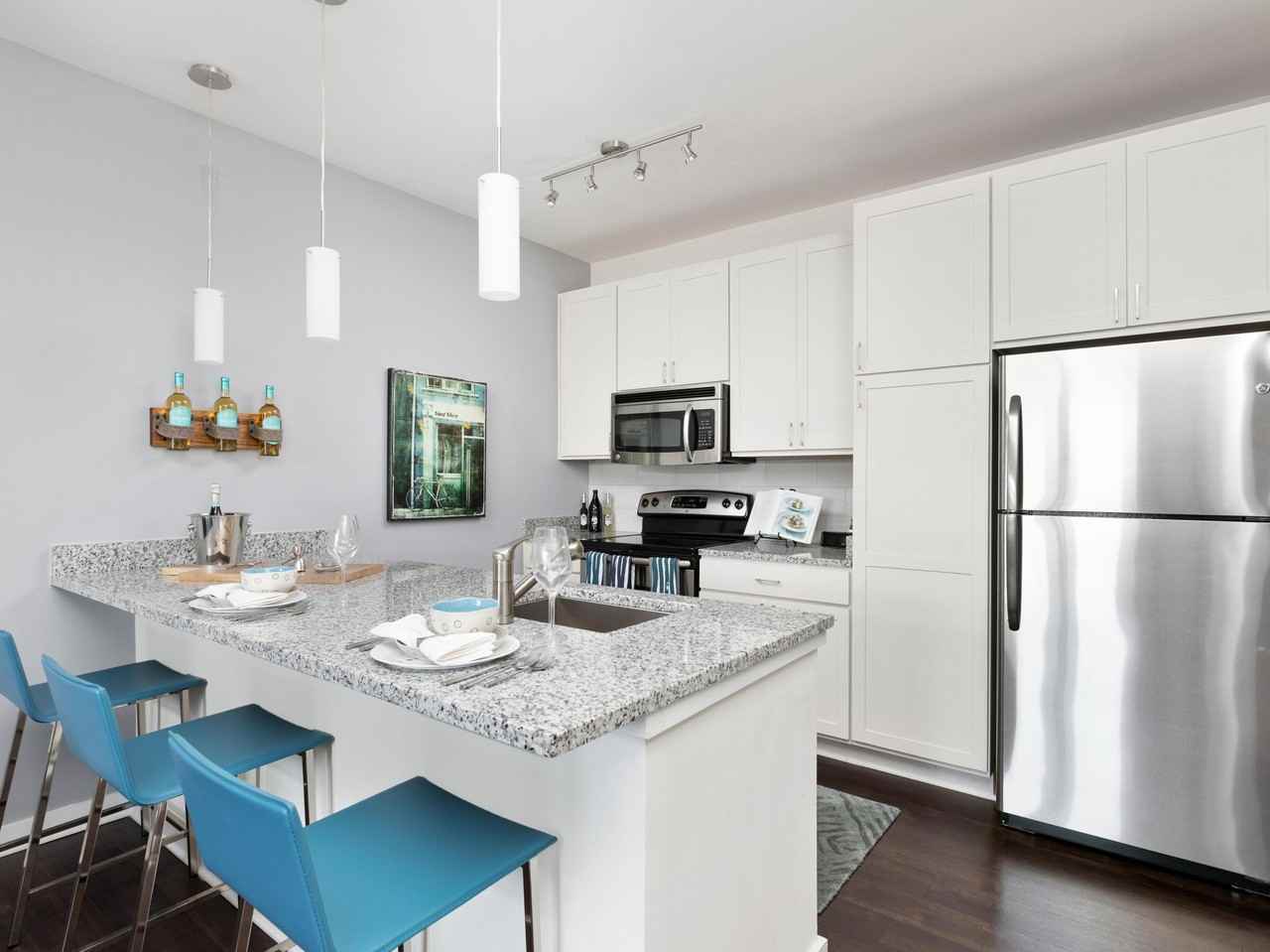 Fountains Southend Apartments - Photo 4 of 50