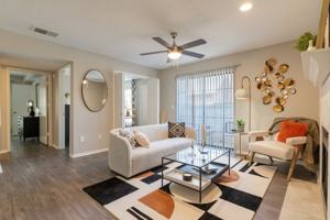 featured image of 4001 Nw 122nd St