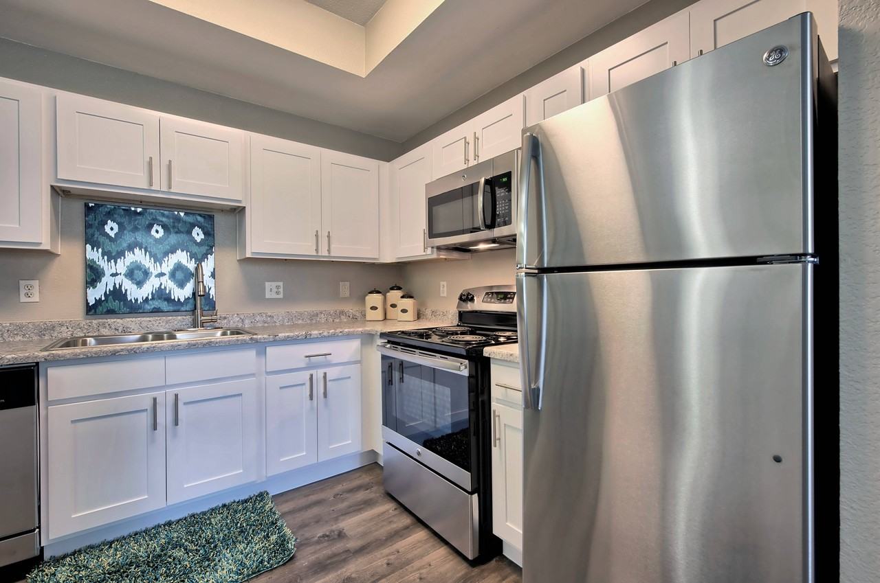 PeakView by Horseshoe Lake Apartments - Photo 6 of 50