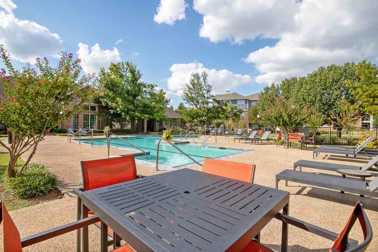 Montclair Parc Apartments - Photo 7 of 50