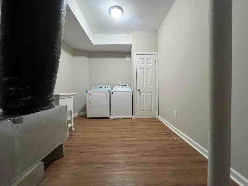 804 Calloway Dr - Photo 6 of 9