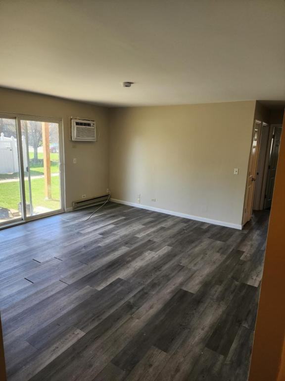 205 Woodrow Ave - Photo 3 of 9