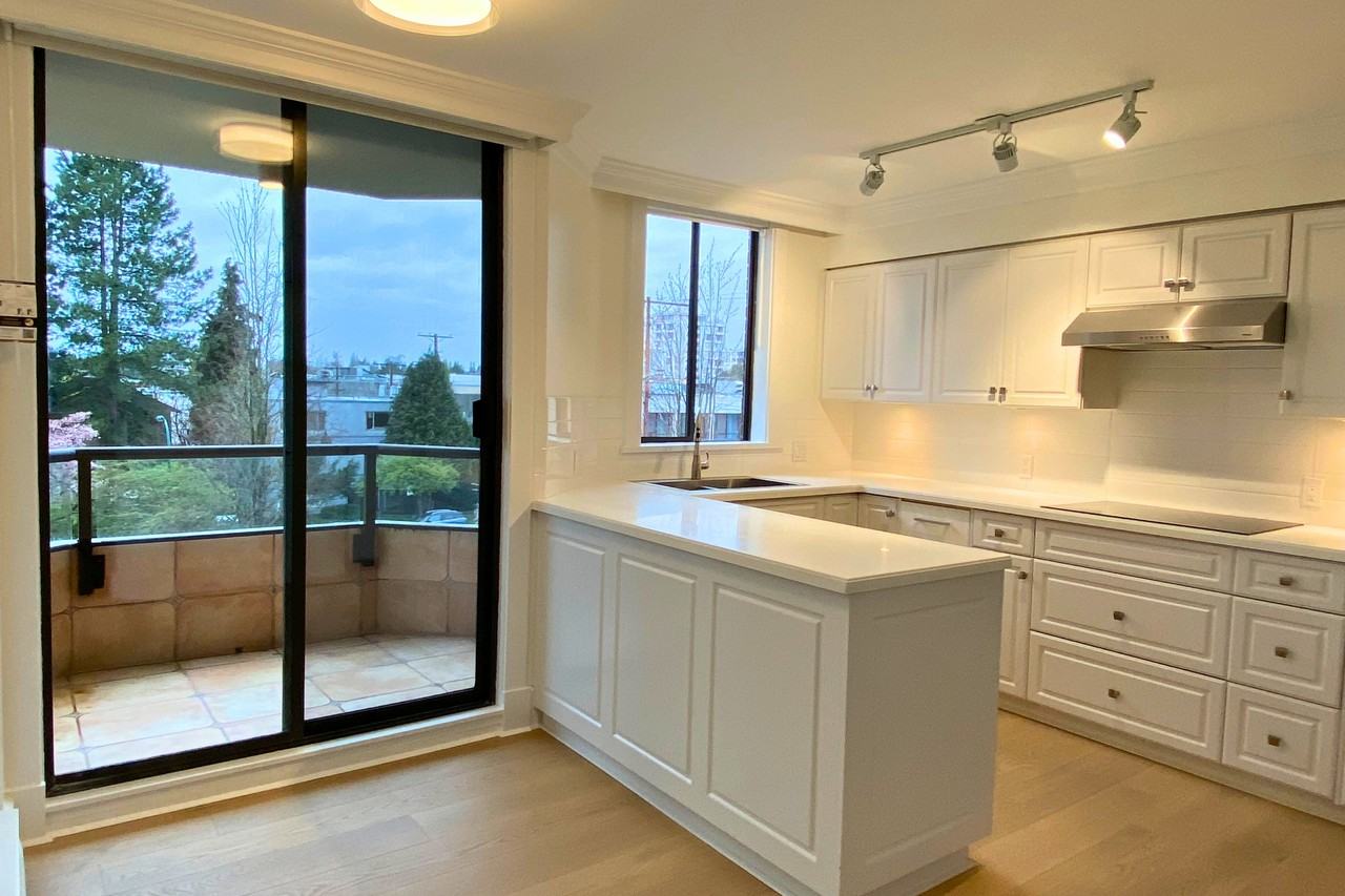 2189 West 42nd Avenue #303 - Photo 3 of 17