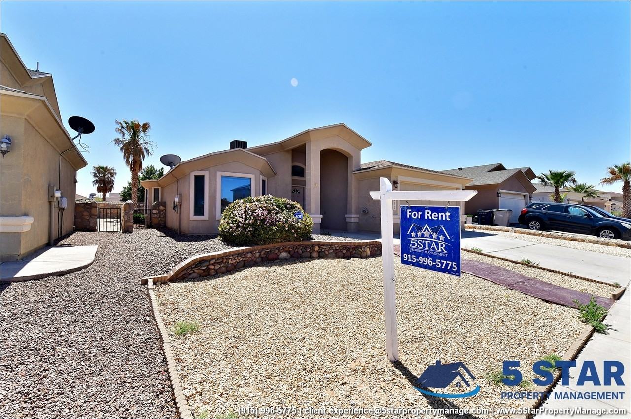 14292 Hacienda Rock Dr - Photo 4 of 39