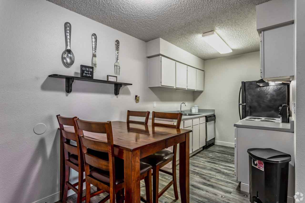 Cimarron Apartments - Photo 6 of 50
