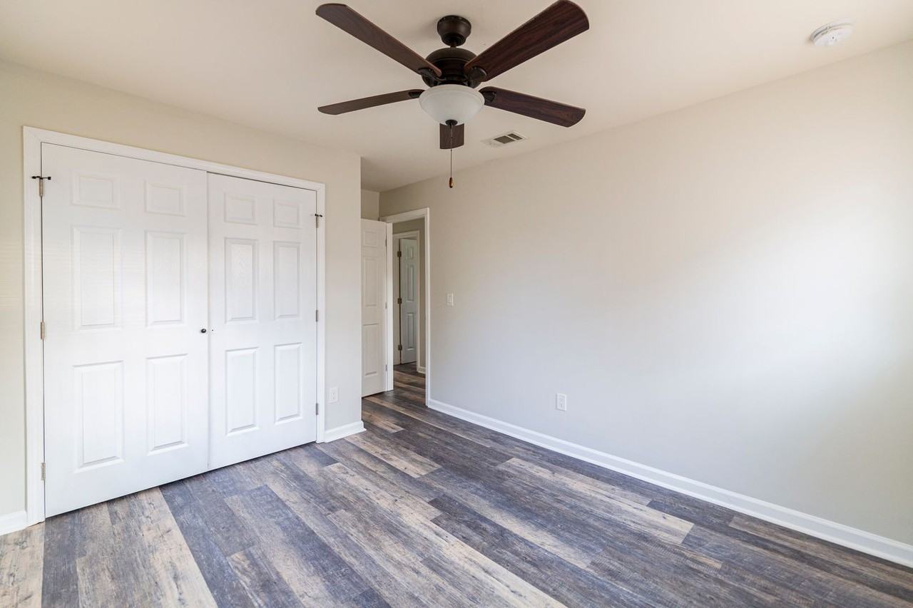 Park Estates - Photo 4 of 29